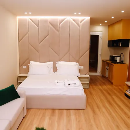 Altamar Luxury Entire * Golem (Tirana)
