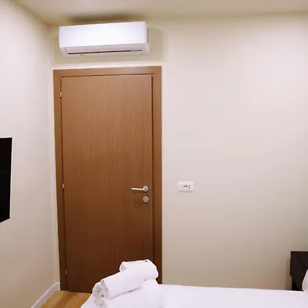 Altamar Luxury Entire Appartement Golem (Tirana)